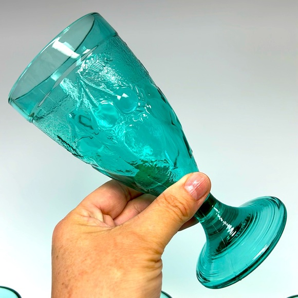 Vintage 1980s stamped France turquoise  stemmed set of 6 water goblets by Lumin… - Picture 2 of 8